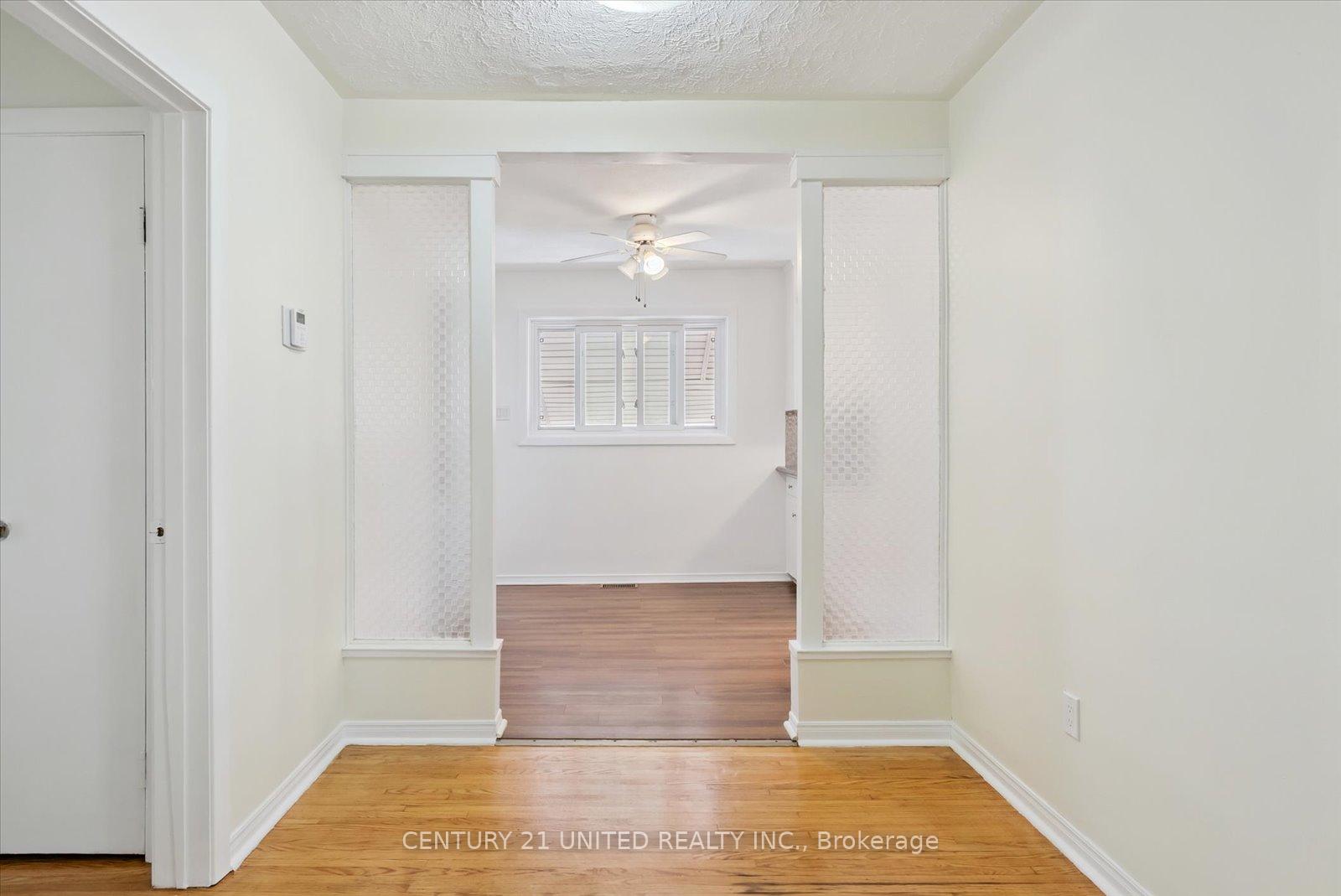 Photo 8 of 521 Raymond Street, Peterborough, Northcrest Ward 5 — HOMEH