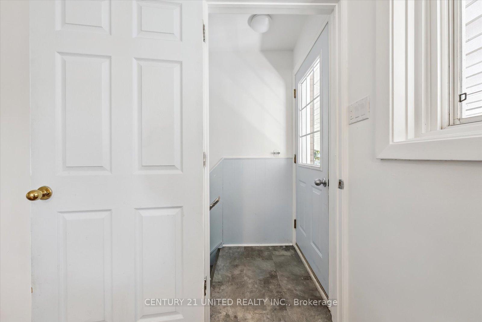 Photo 31 of 521 Raymond Street, Peterborough, Northcrest Ward 5 — HOMEH