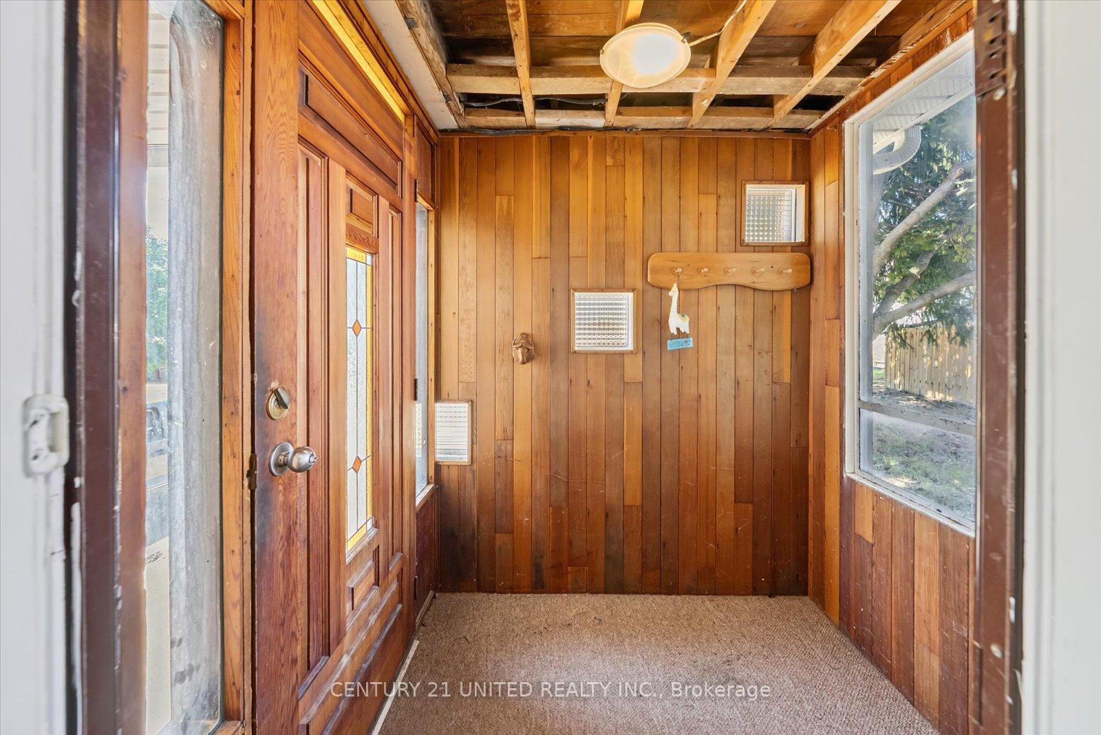 Photo 45 of 521 Raymond Street, Peterborough, Northcrest Ward 5 — HOMEH