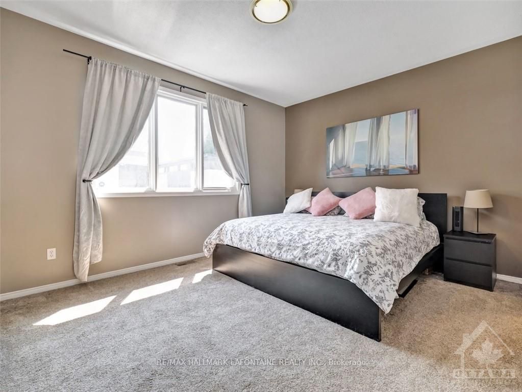 Photo 16 of 1801 Northlands Drive, Ottawa, Fallingbrook/Gardenway South — HOMEH