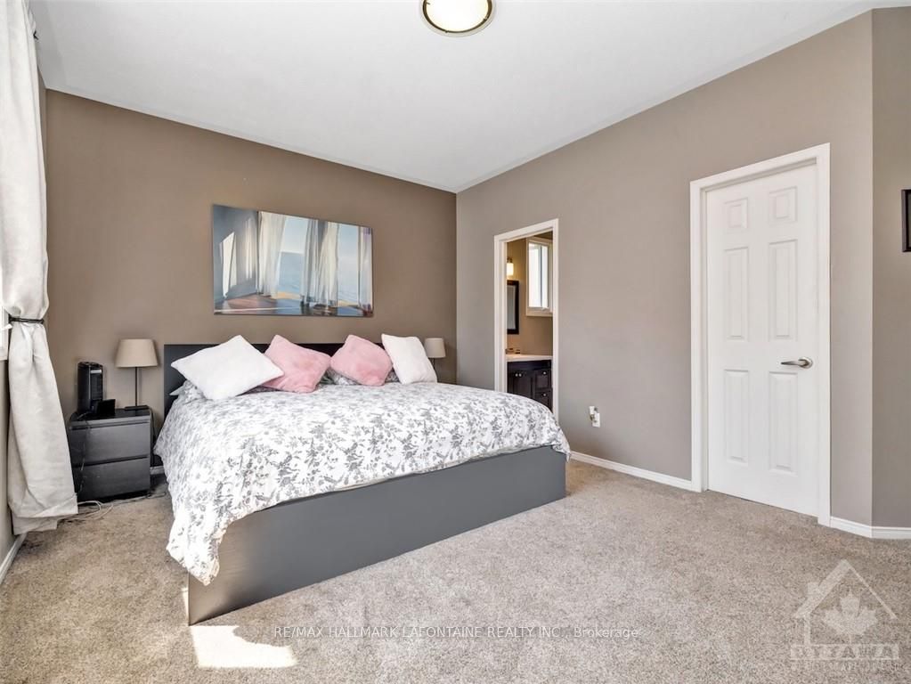 Photo 17 of 1801 Northlands Drive, Ottawa, Fallingbrook/Gardenway South — HOMEH