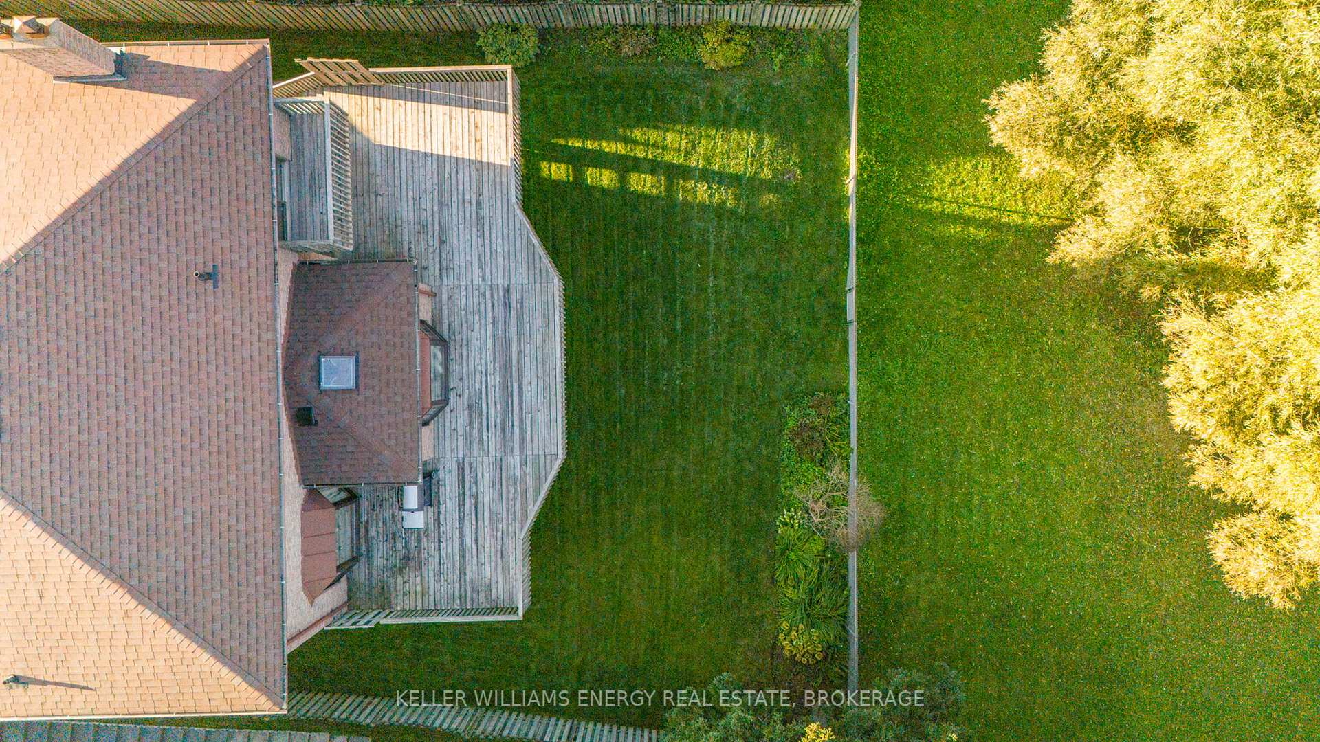 Photo 6 of 569 Prestwick Drive, Oshawa, McLaughlin — HOMEH
