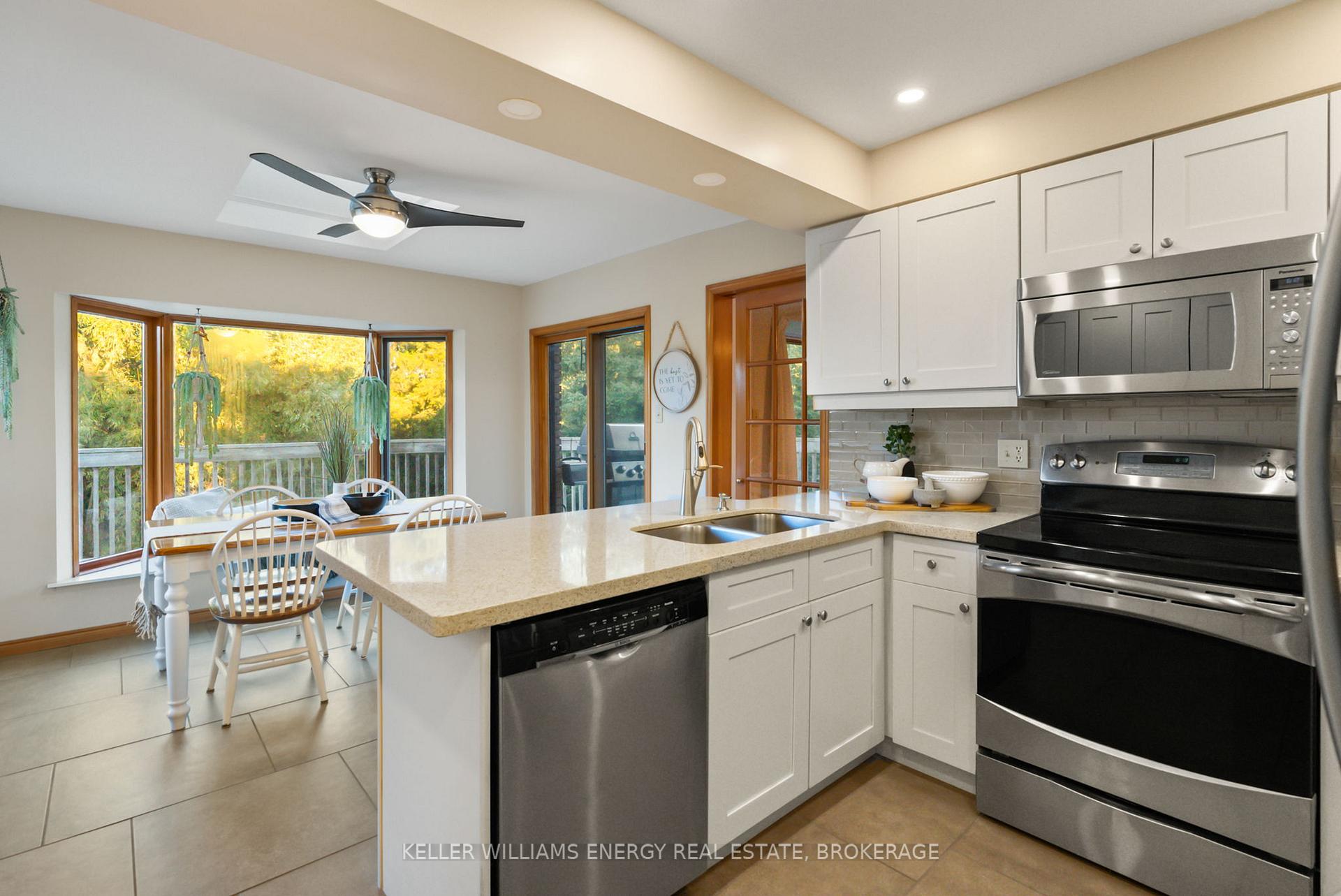 Photo 15 of 569 Prestwick Drive, Oshawa, McLaughlin — HOMEH