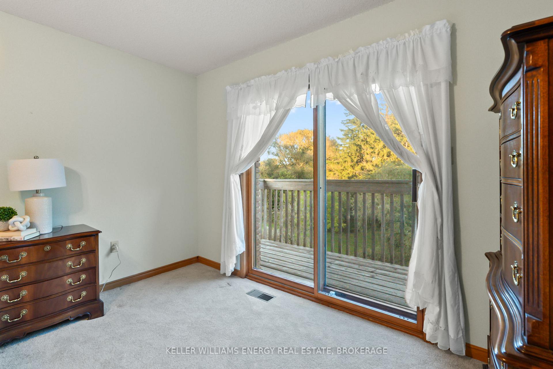 Photo 24 of 569 Prestwick Drive, Oshawa, McLaughlin — HOMEH