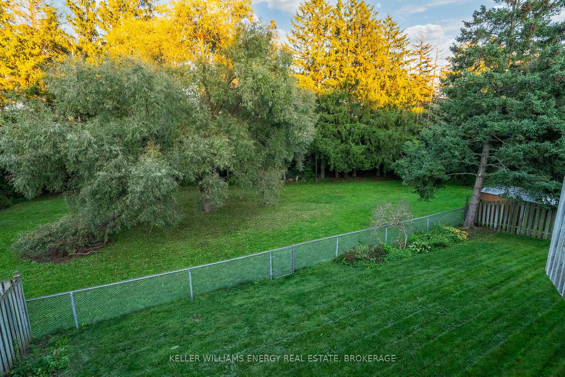 Photo 49 of 569 Prestwick Drive, Oshawa, McLaughlin — HOMEH