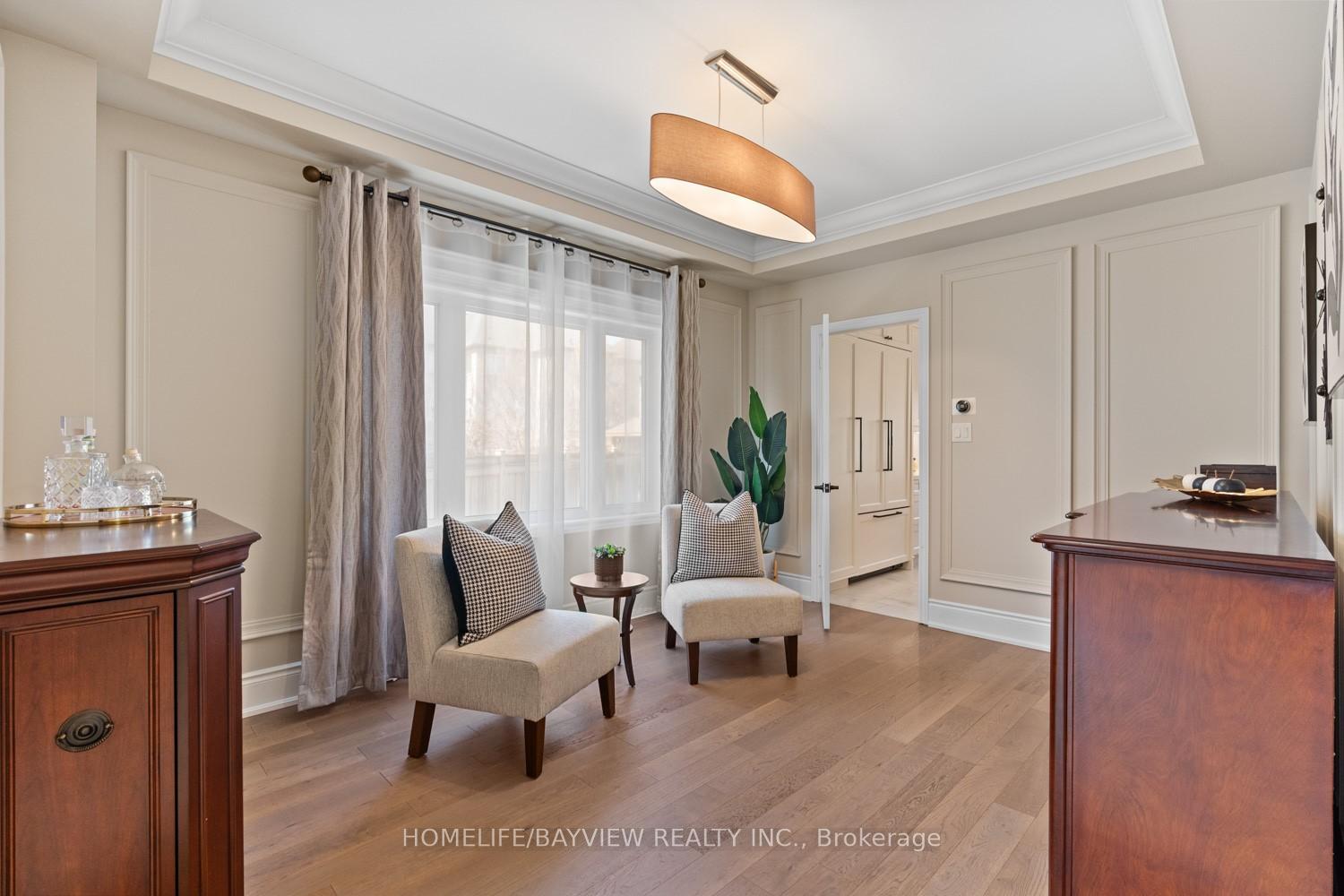 Photo 6 of 33 Tiana Court, Vaughan, Vellore Village — HOMEH