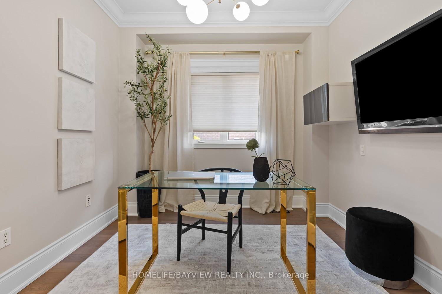 Photo 14 of 33 Tiana Court, Vaughan, Vellore Village — HOMEH