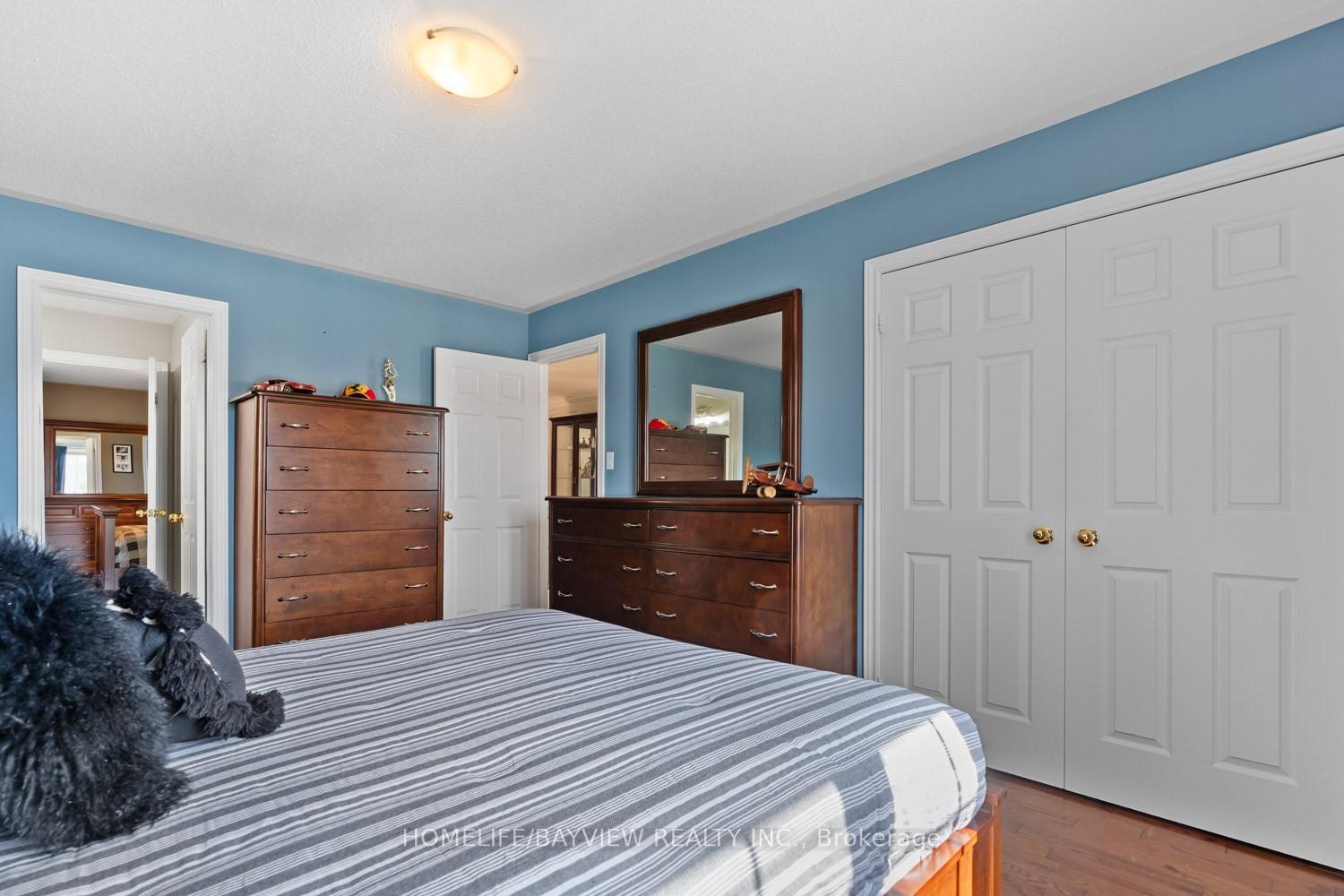 Photo 19 of 33 Tiana Court, Vaughan, Vellore Village — HOMEH