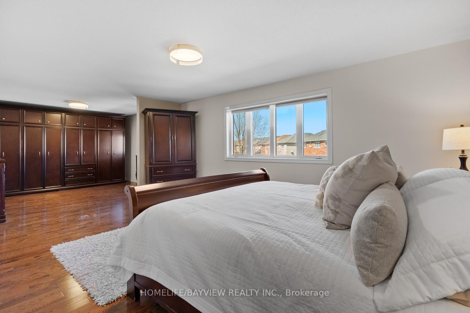 Photo 22 of 33 Tiana Court, Vaughan, Vellore Village — HOMEH