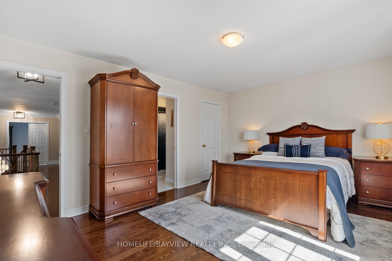 Photo 24 of 33 Tiana Court, Vaughan, Vellore Village — HOMEH