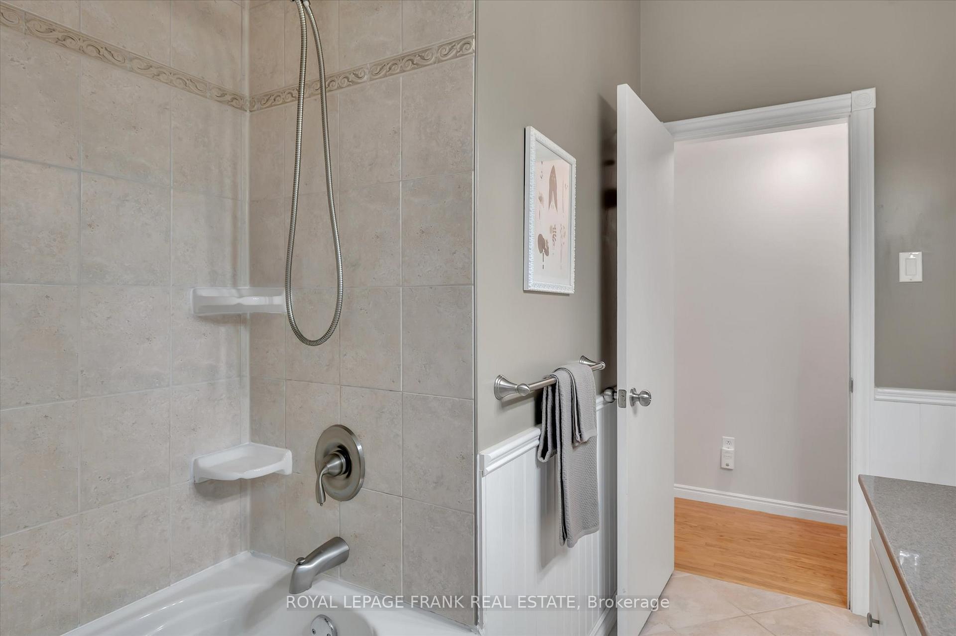 Photo 17 of 280 Greenlawn Avenue, Peterborough, Northcrest Ward 5 — HOMEH
