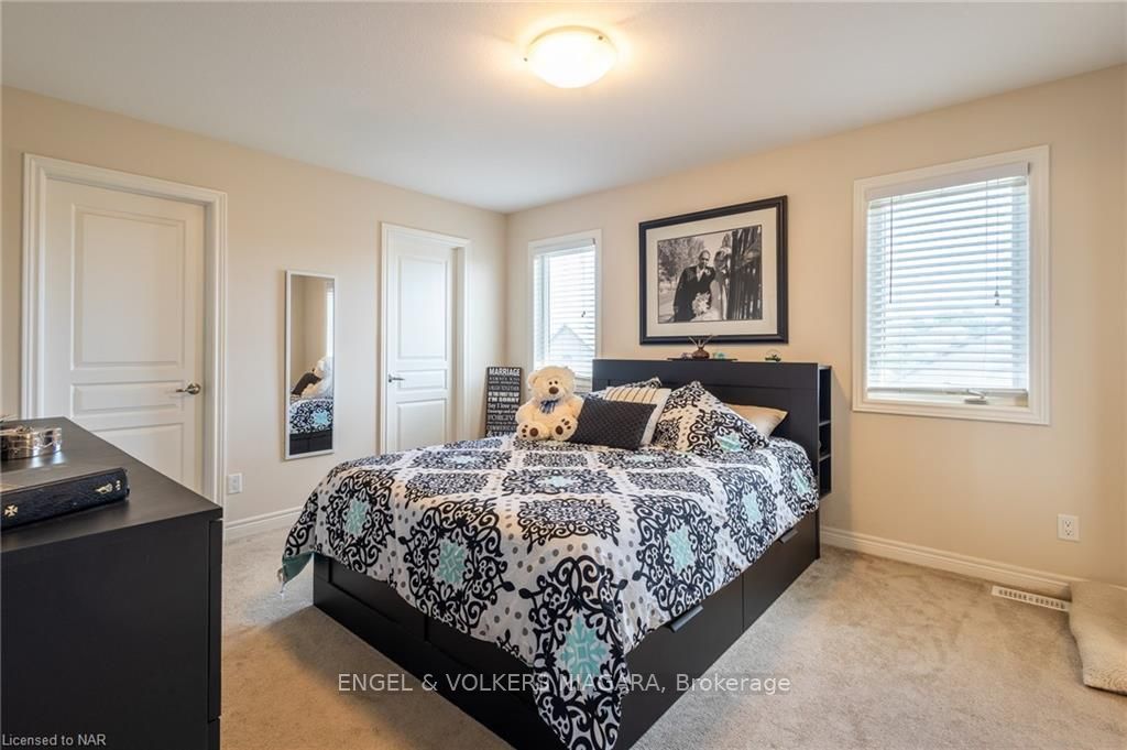 Photo 24 of 459 Silverwood Avenue, Welland, Coyle Creek — HOMEH