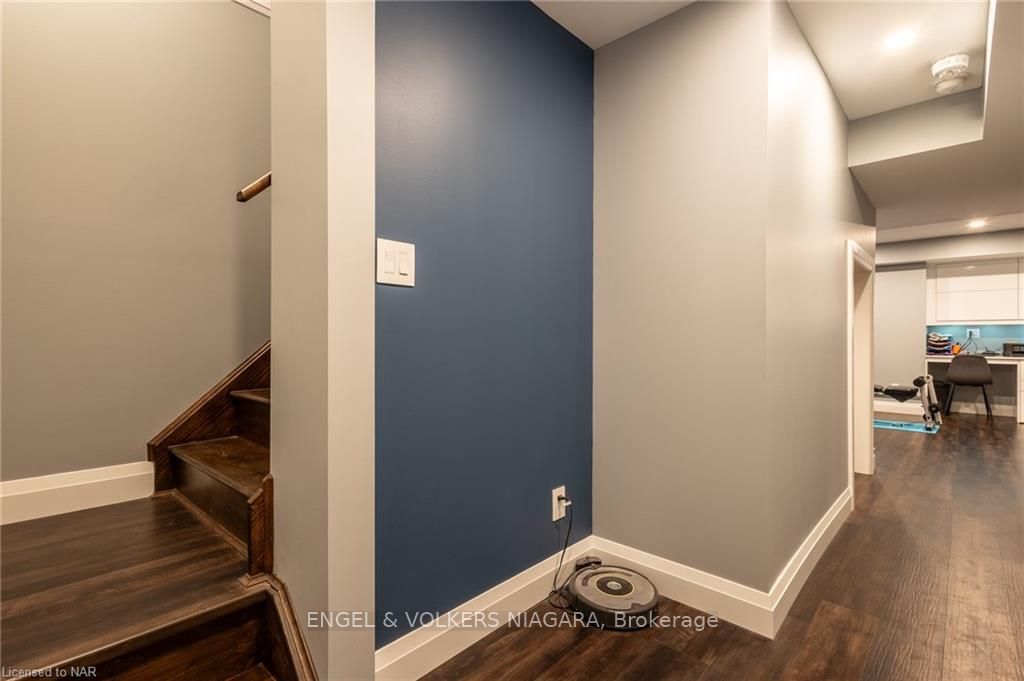 Photo 37 of 459 Silverwood Avenue, Welland, Coyle Creek — HOMEH