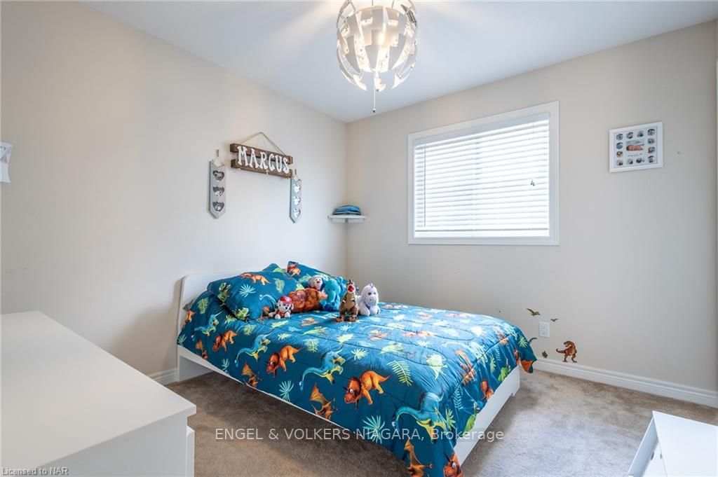 Photo 22 of 459 Silverwood Avenue, Welland, Coyle Creek — HOMEH
