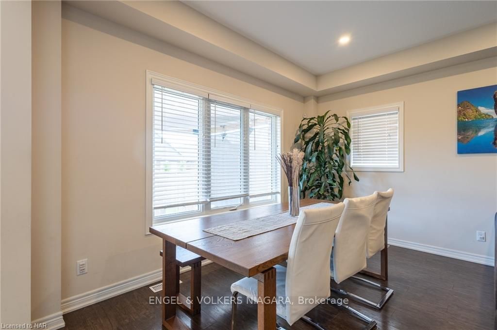 Photo 12 of 459 Silverwood Avenue, Welland, Coyle Creek — HOMEH