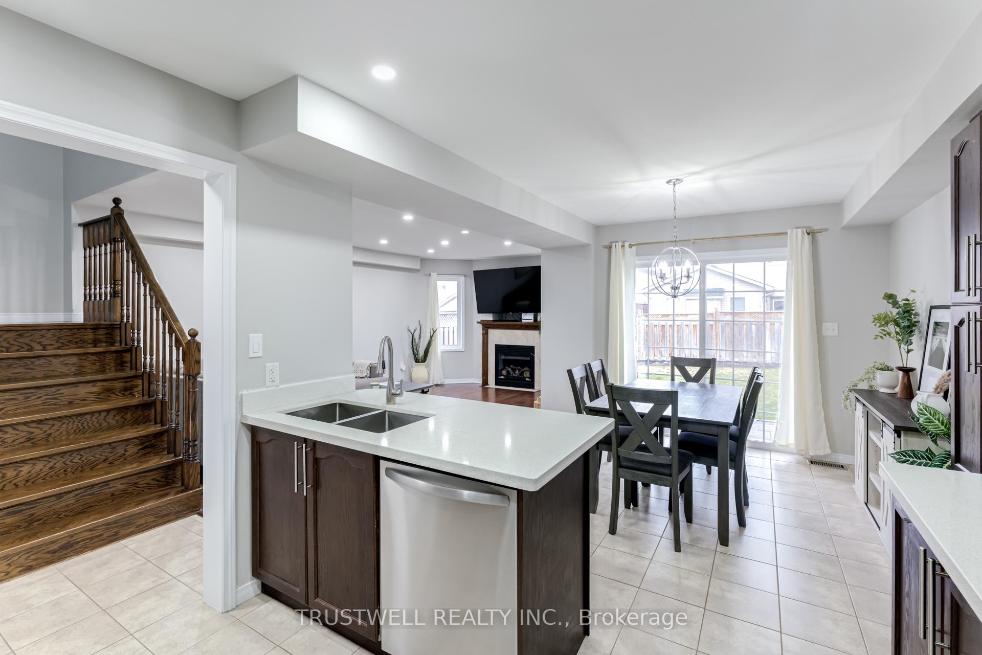 Photo 14 of 544 Luple Avenue, Oshawa, Samac — HOMEH
