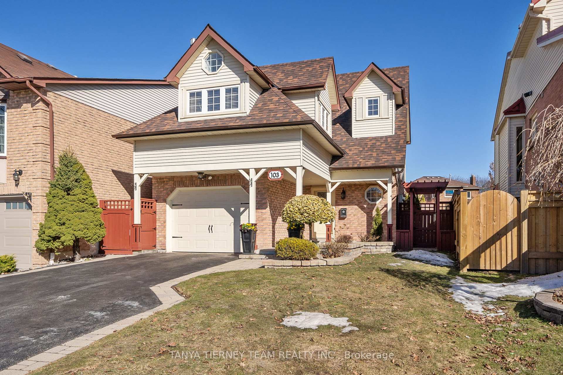 Photo 1 of 103 Bassett Boulevard, Whitby, Pringle Creek — HOMEH