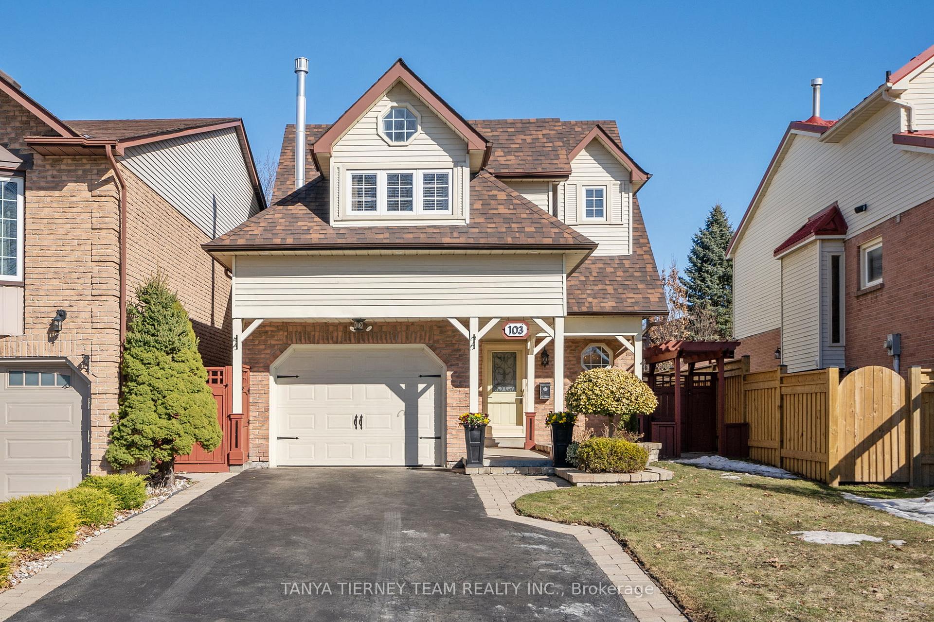 Photo 2 of 103 Bassett Boulevard, Whitby, Pringle Creek — HOMEH