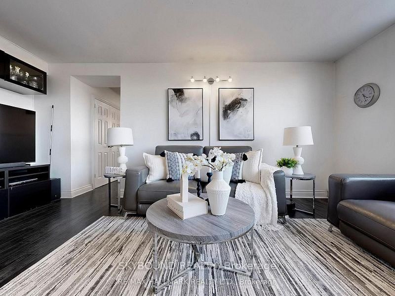 Photo 1 of Unit 817, 5 Parkway Forest Dr, North York, Henry Farm — HOMEH