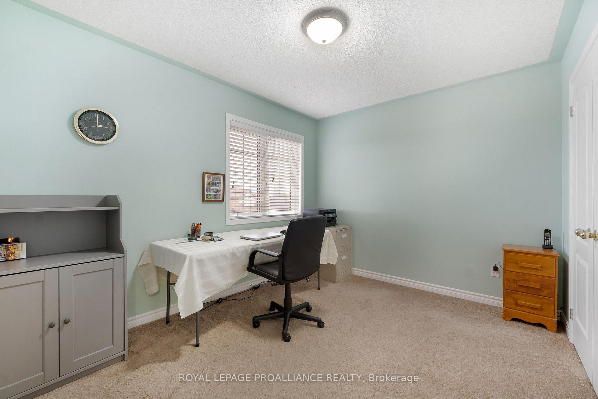 Photo 27 of 1707 Whitestone Drive, Oshawa, Samac — HOMEH