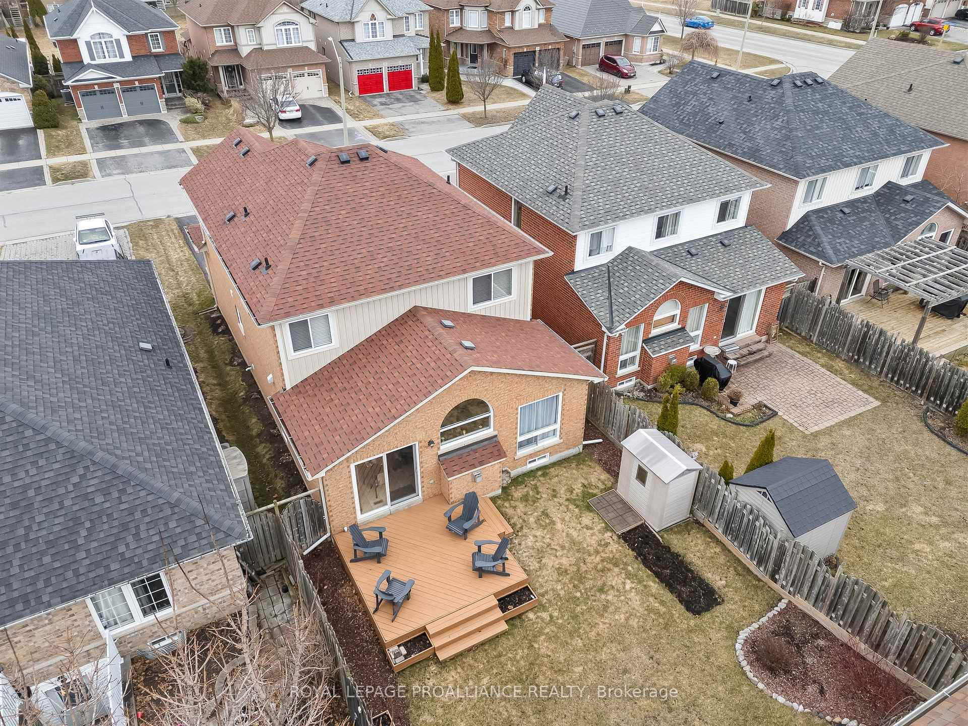 Photo 40 of 1707 Whitestone Drive, Oshawa, Samac — HOMEH