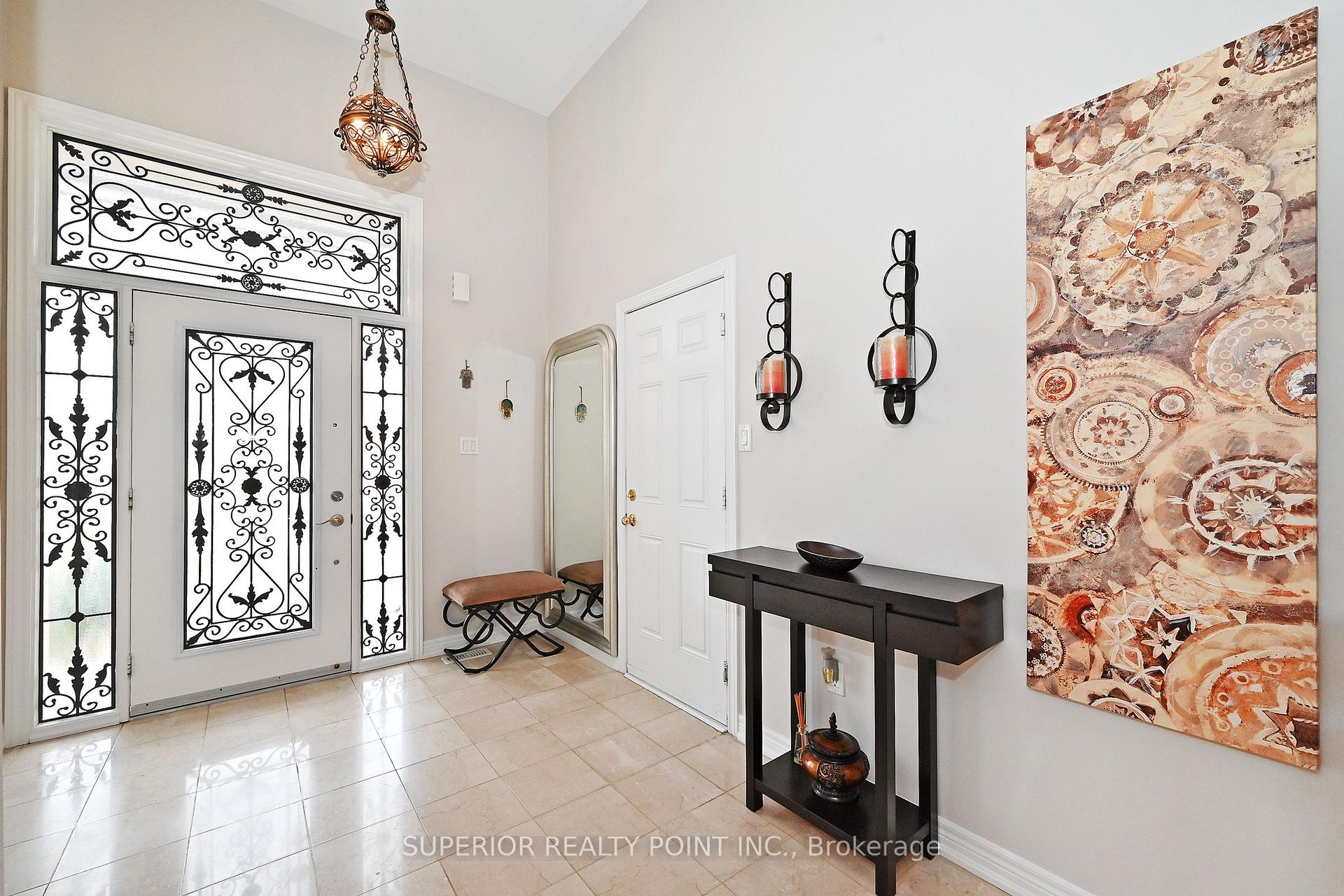 Photo 4 of 209 Queen Filomena Avenue, Vaughan, Patterson — HOMEH