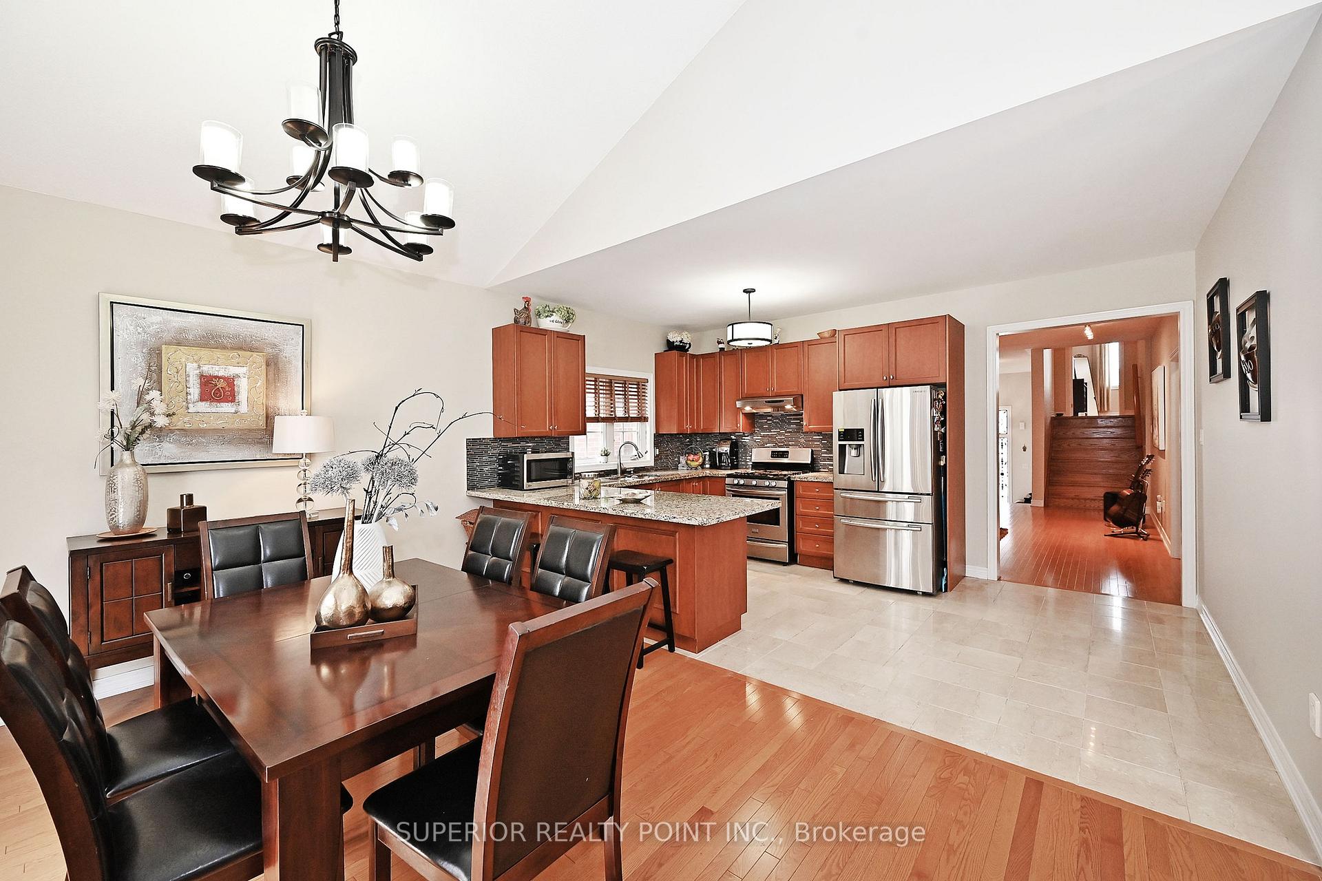 Photo 11 of 209 Queen Filomena Avenue, Vaughan, Patterson — HOMEH