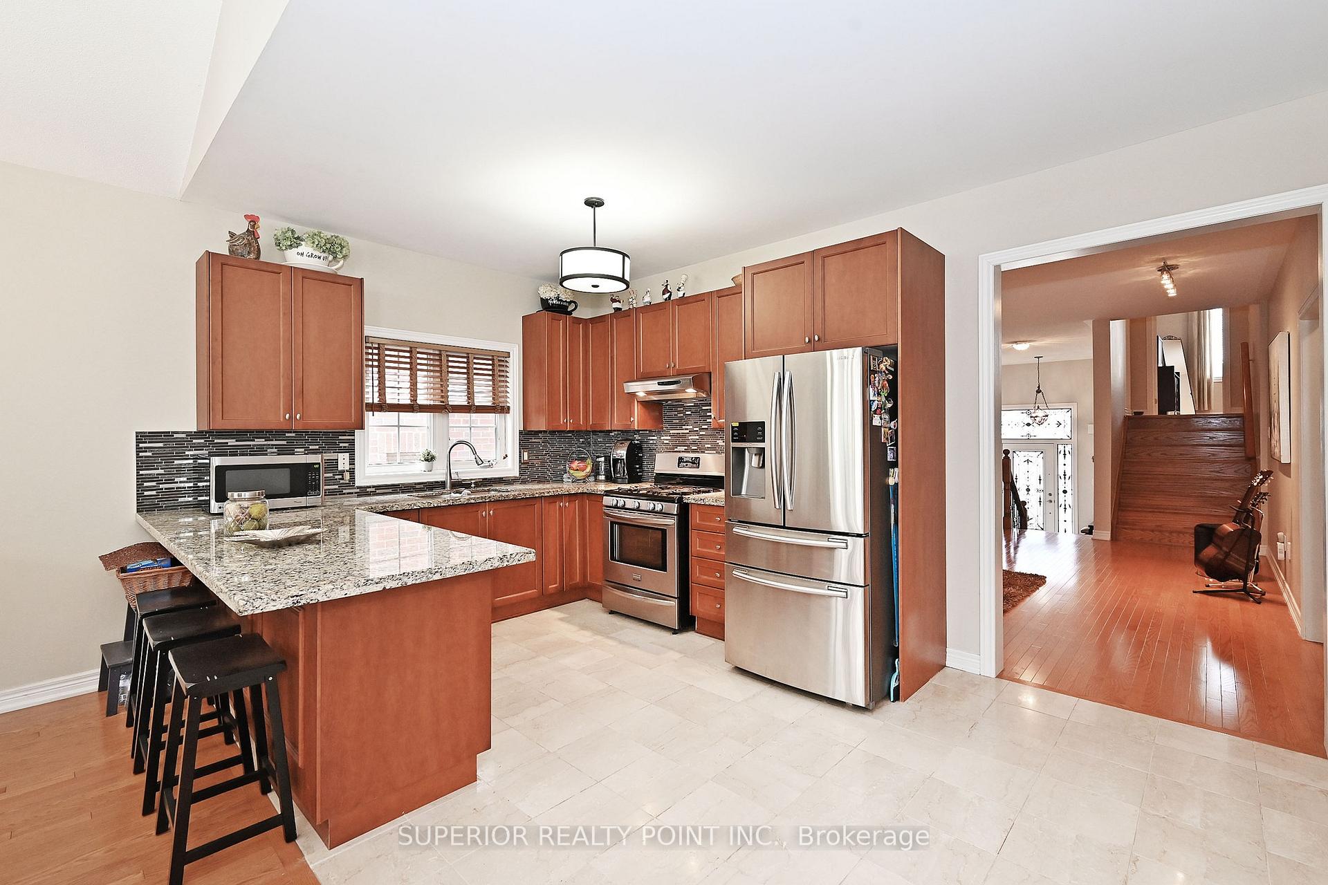 Photo 12 of 209 Queen Filomena Avenue, Vaughan, Patterson — HOMEH