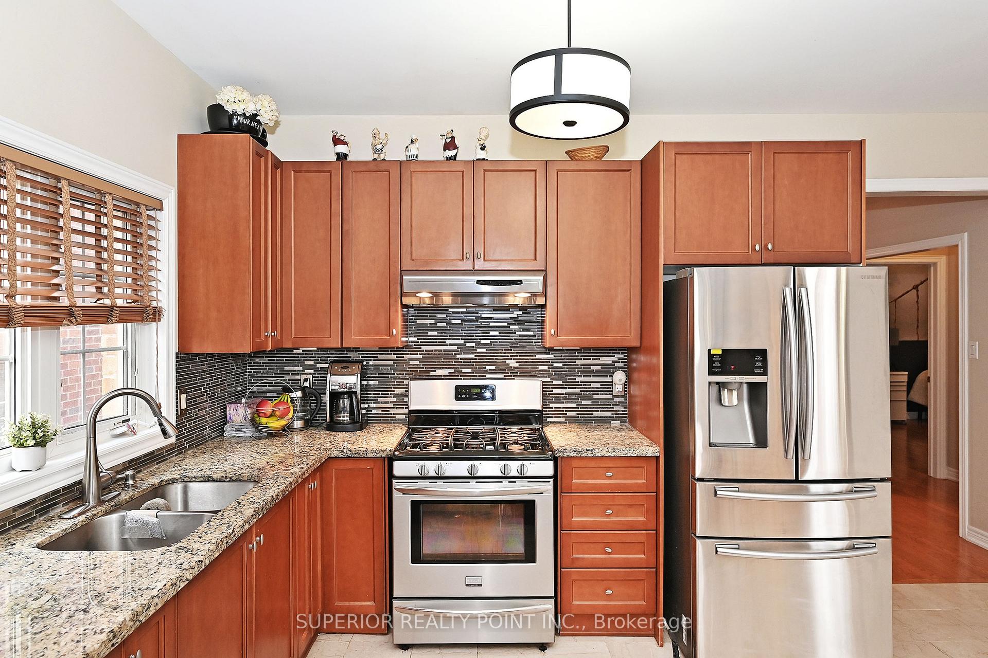 Photo 13 of 209 Queen Filomena Avenue, Vaughan, Patterson — HOMEH