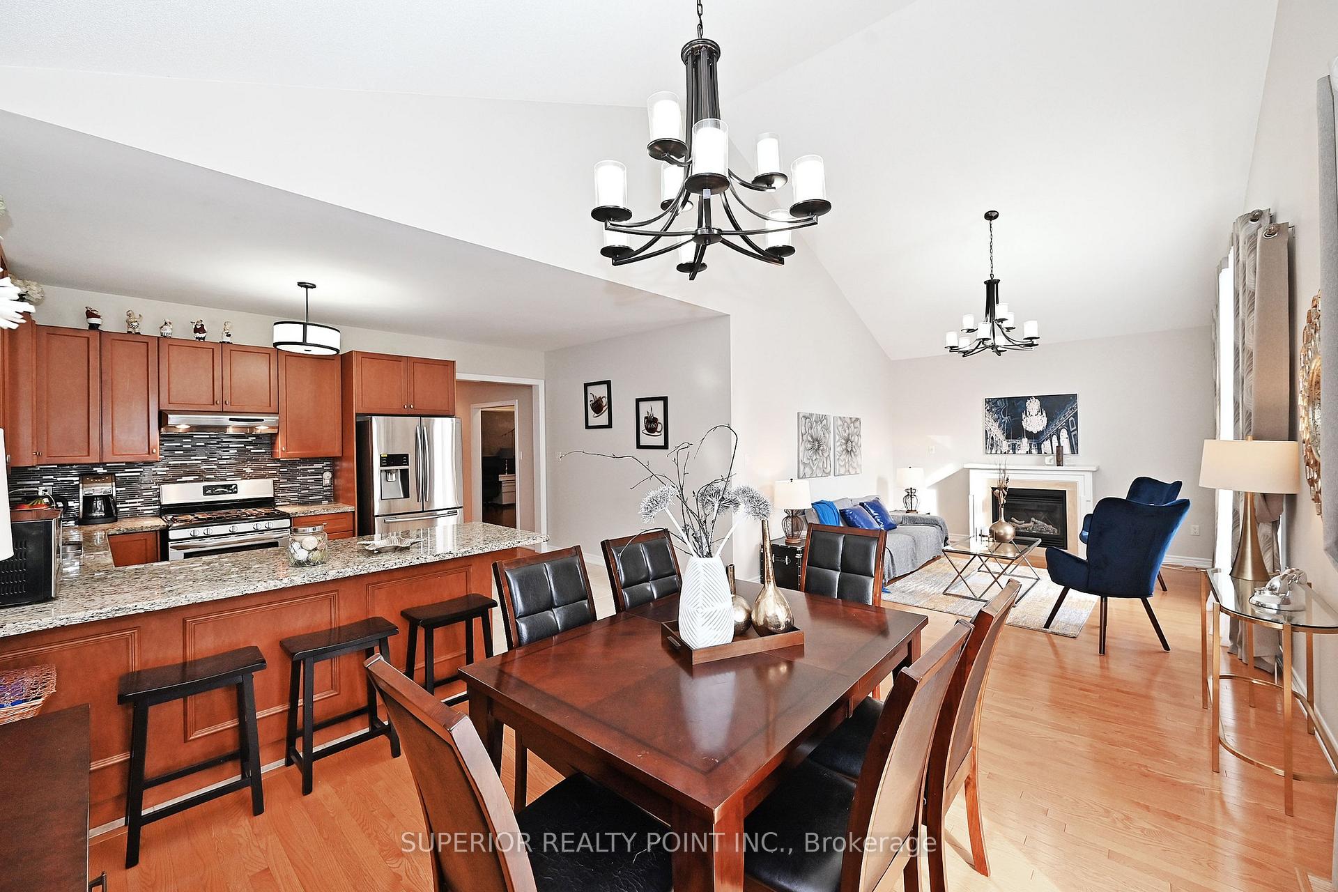 Photo 15 of 209 Queen Filomena Avenue, Vaughan, Patterson — HOMEH