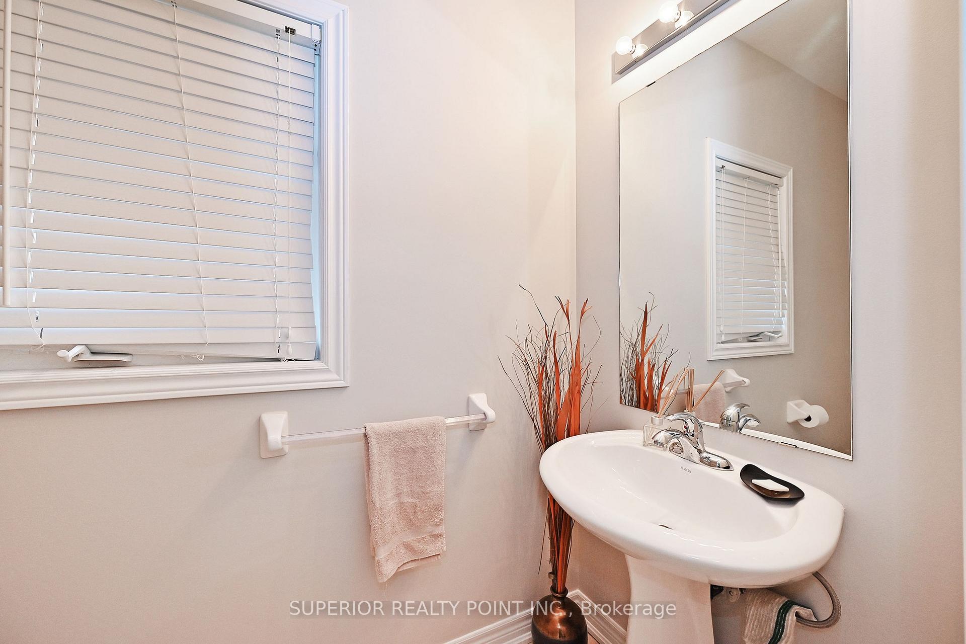 Photo 29 of 209 Queen Filomena Avenue, Vaughan, Patterson — HOMEH
