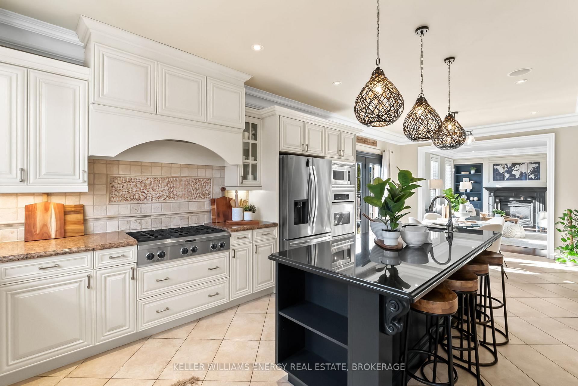 Photo 24 of 18 Leithridge Crescent, Whitby, Brooklin — HOMEH