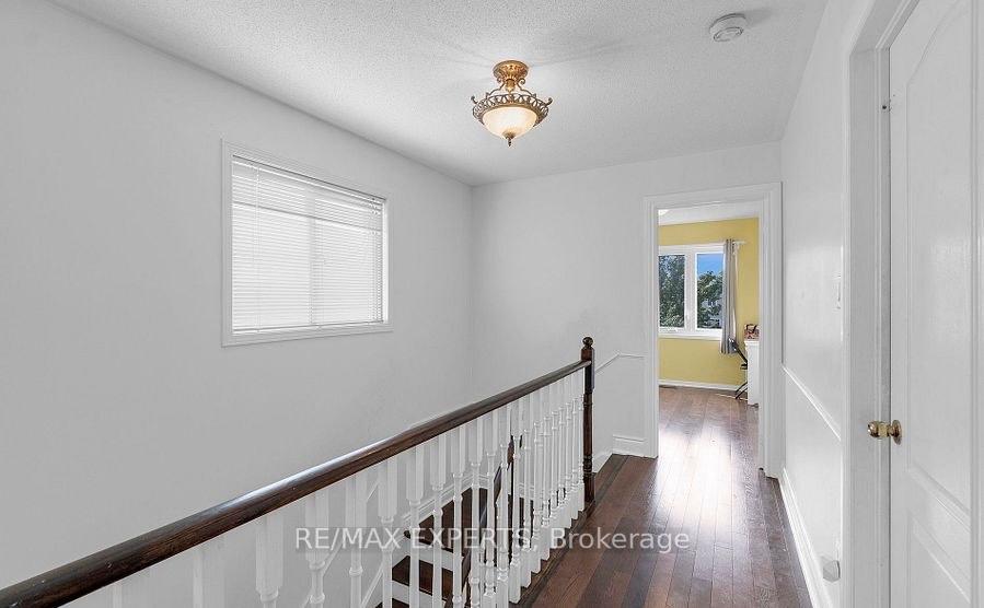 Photo 13 of 11 Wedgewood Place, Vaughan, Concord — HOMEH