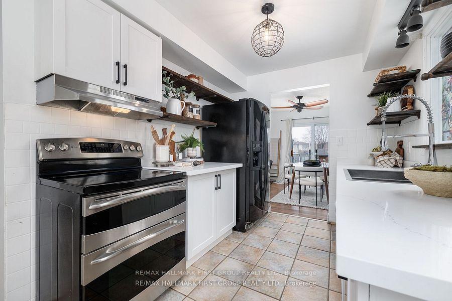 Photo 11 of 34 Overbank Drive, Oshawa, McLaughlin — HOMEH
