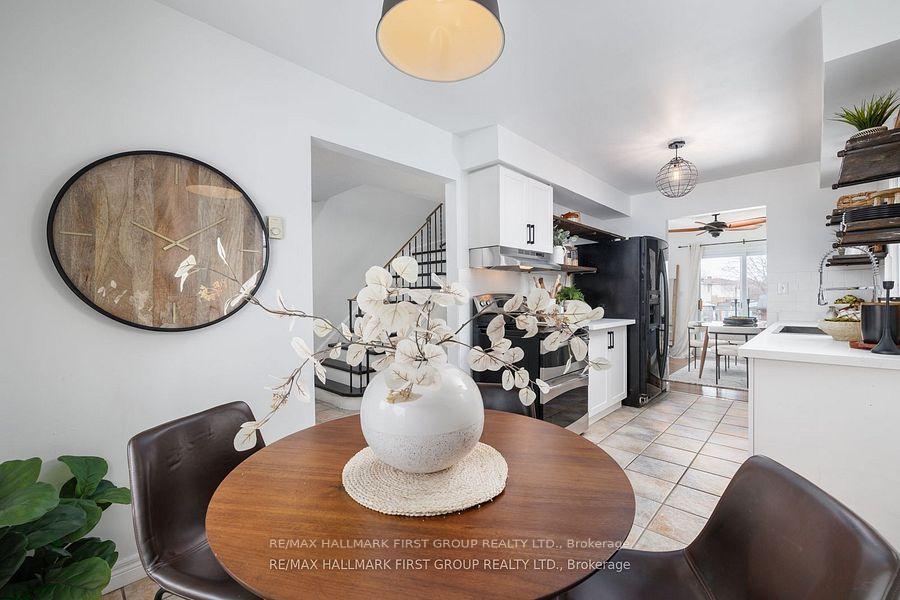 Photo 12 of 34 Overbank Drive, Oshawa, McLaughlin — HOMEH