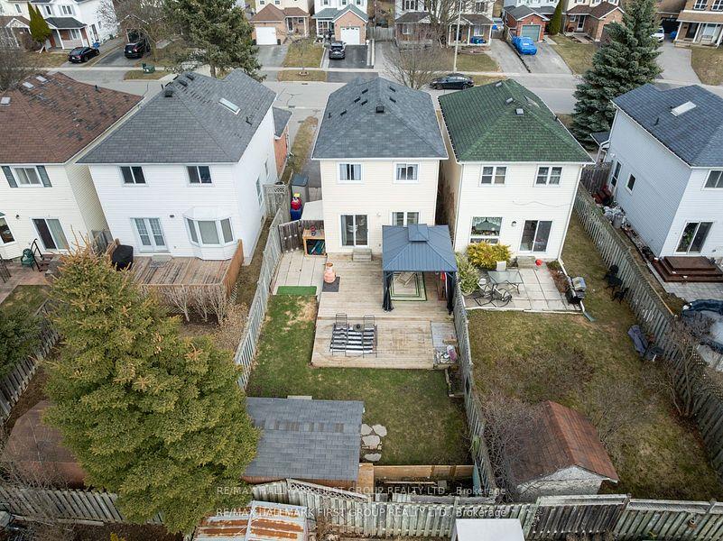 Photo 35 of 34 Overbank Drive, Oshawa, McLaughlin — HOMEH