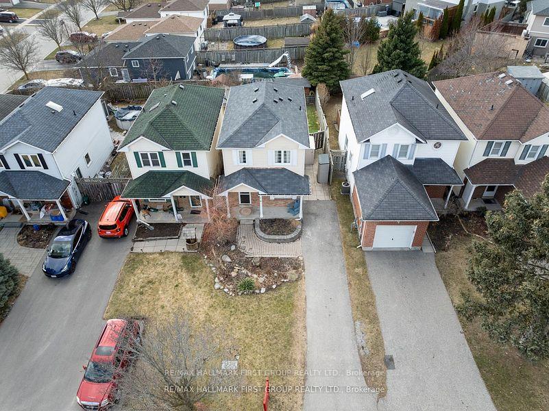 Photo 36 of 34 Overbank Drive, Oshawa, McLaughlin — HOMEH
