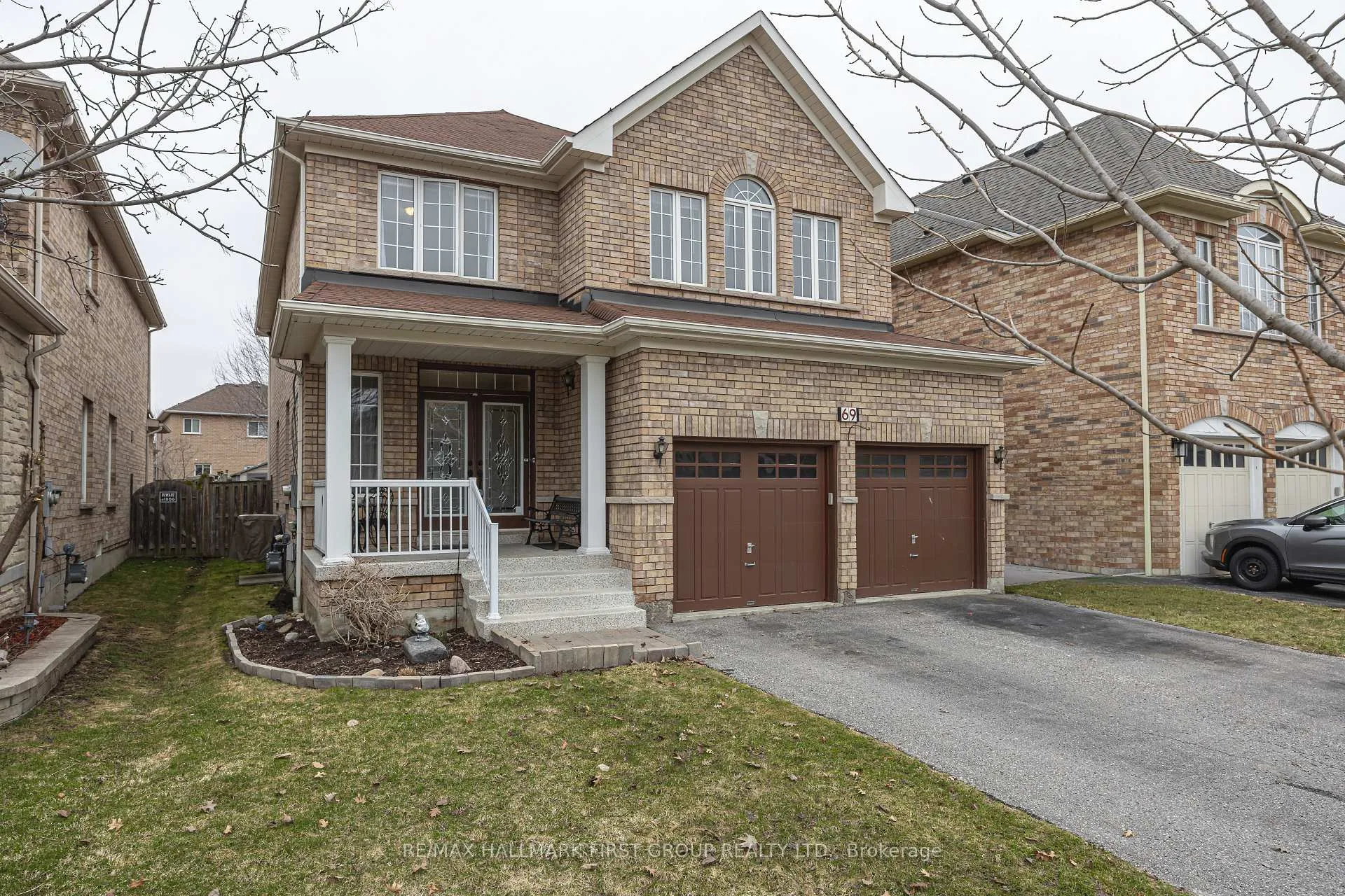 Photo 2 of 69 Abbyview Drive, Whitby, Williamsburg — HOMEH