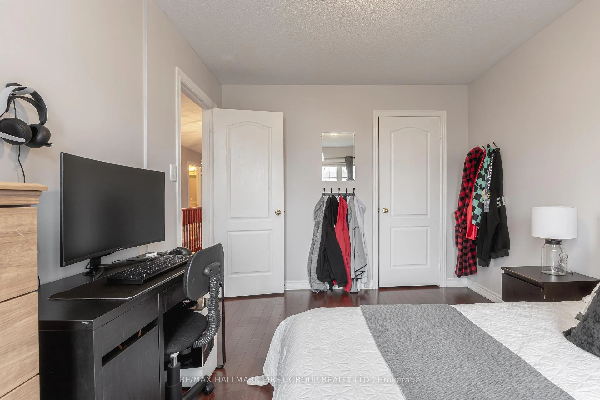 Photo 23 of 69 Abbyview Drive, Whitby, Williamsburg — HOMEH