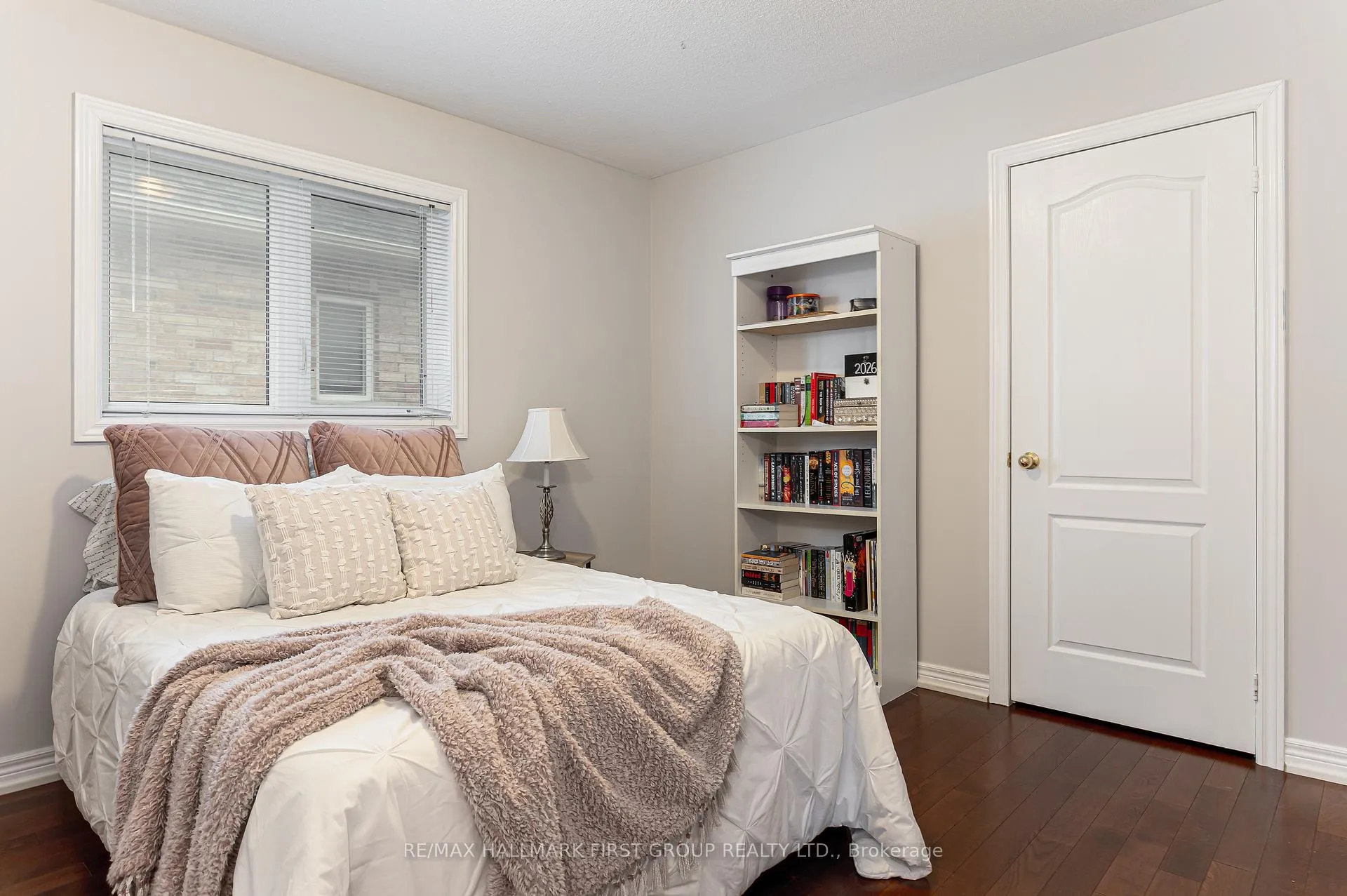 Photo 32 of 69 Abbyview Drive, Whitby, Williamsburg — HOMEH