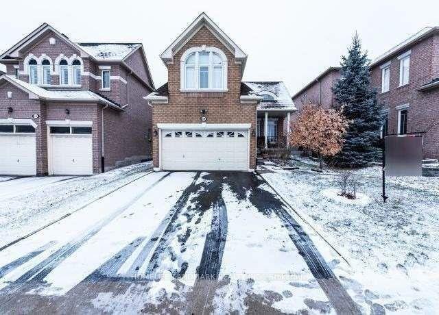Front of 148 Toporowski Avenue