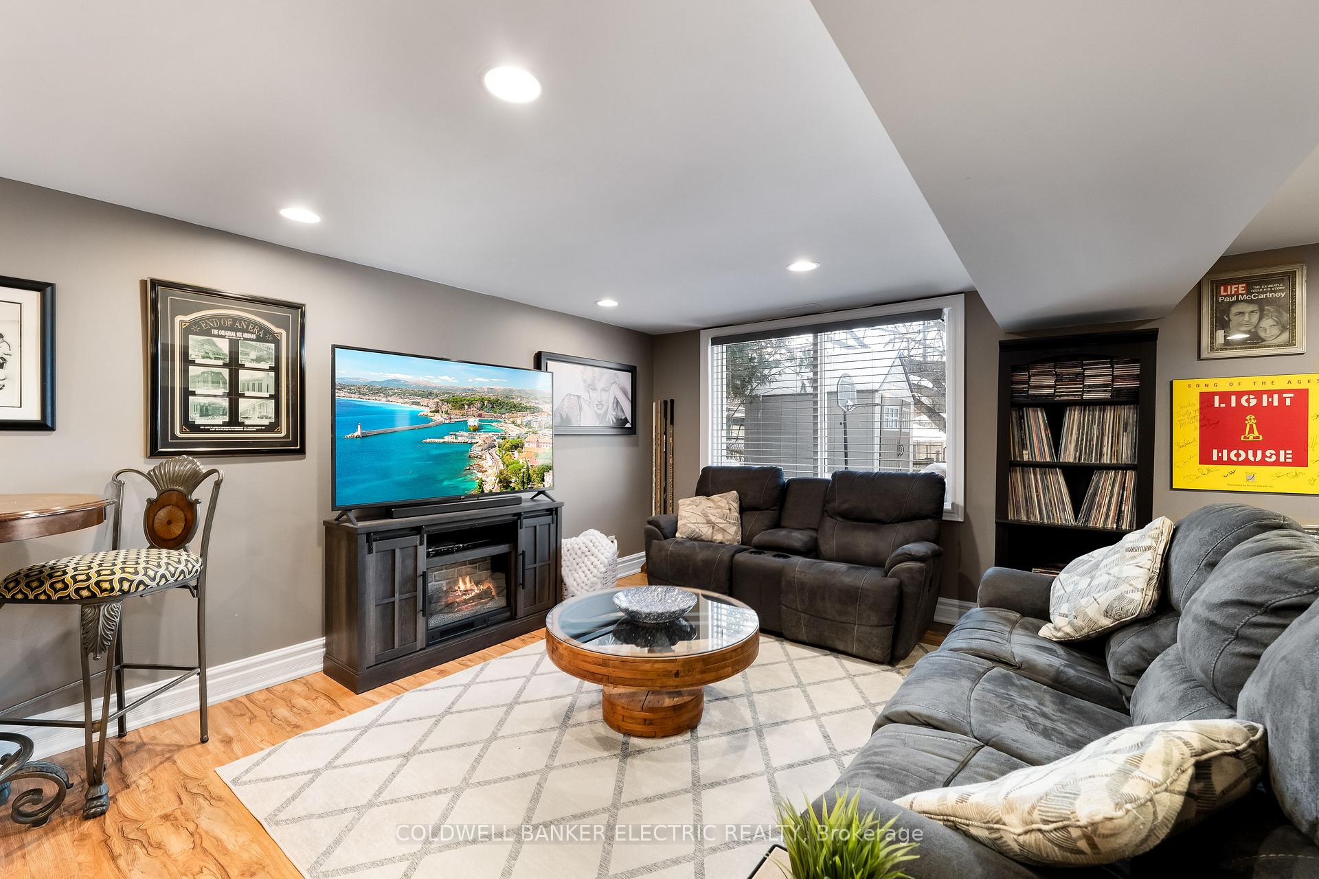 Photo 27 of 454 Adelaide Avenue E, Oshawa, O'Neill — HOMEH