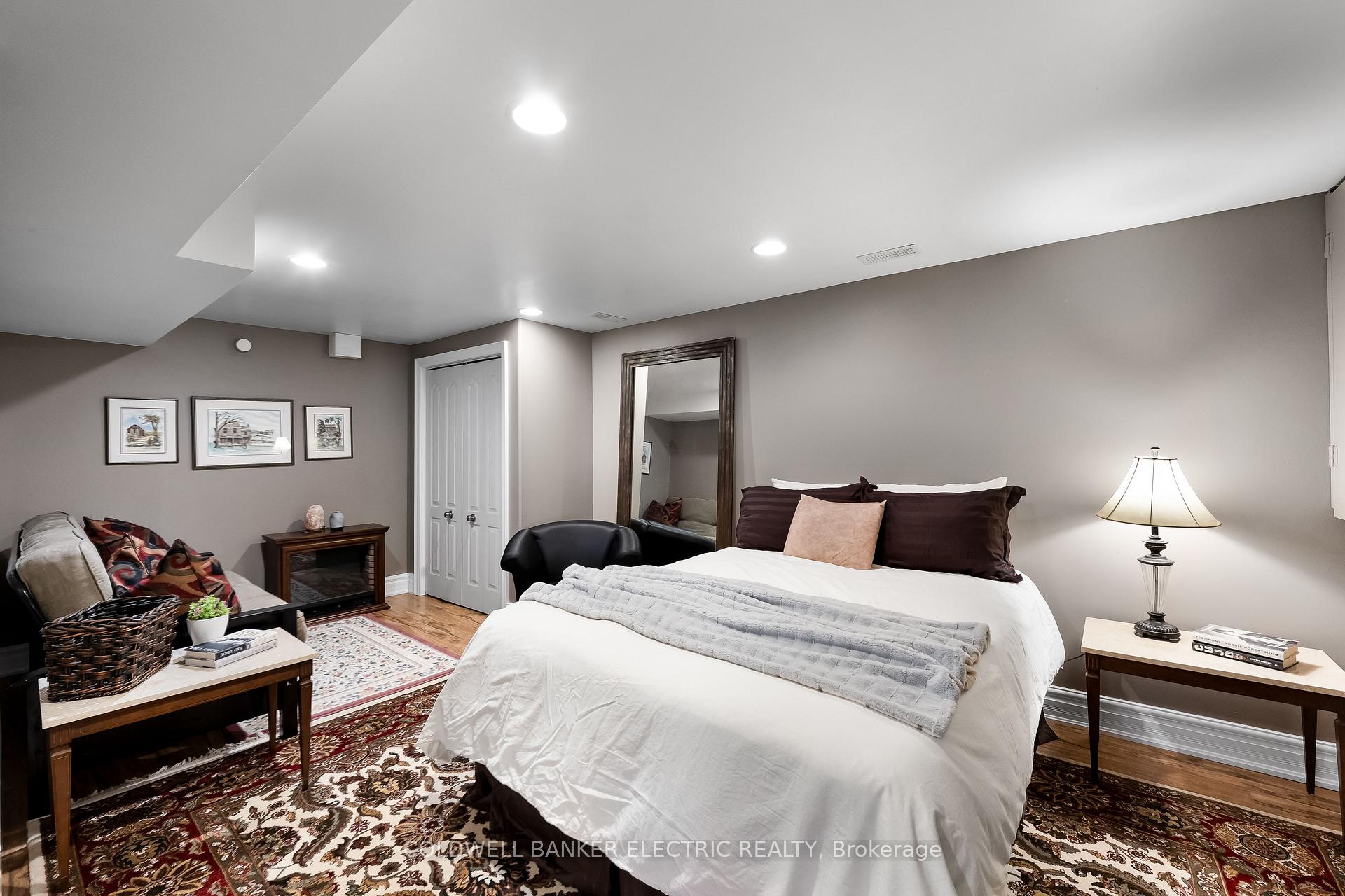 Photo 36 of 454 Adelaide Avenue E, Oshawa, O'Neill — HOMEH