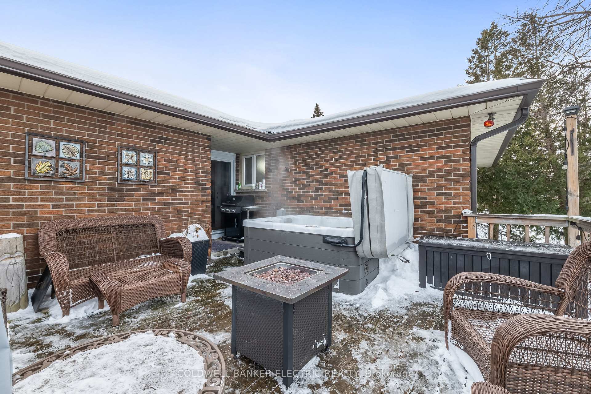 Photo 41 of 454 Adelaide Avenue E, Oshawa, O'Neill — HOMEH