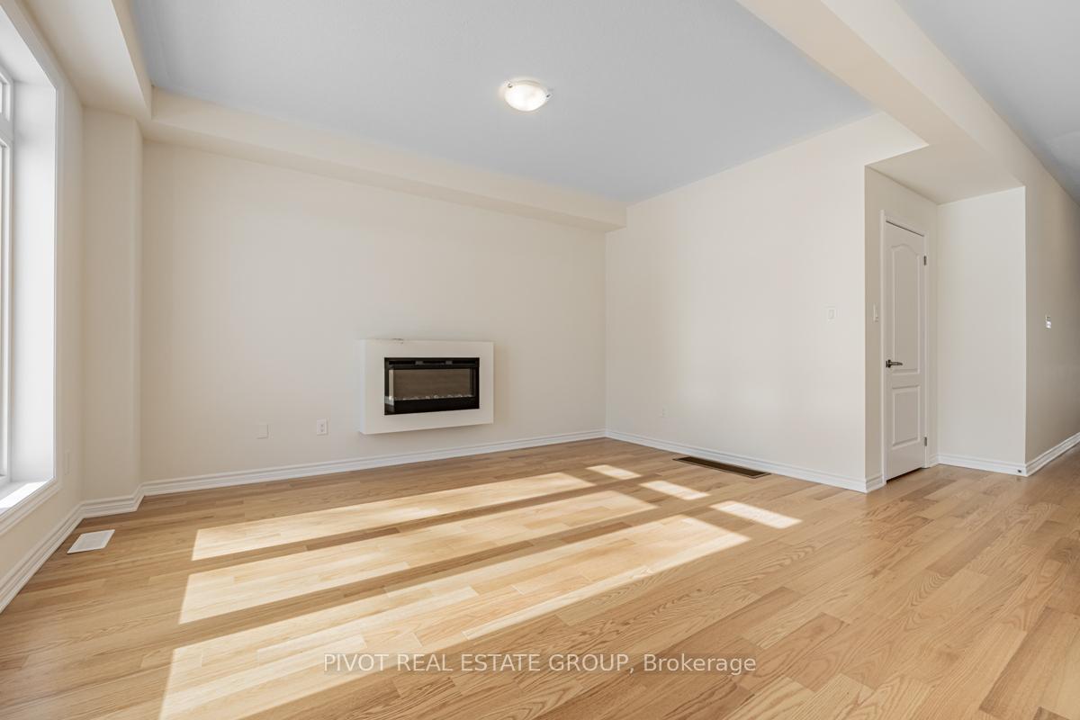 Photo 15 of 44 Waterfront Crescent, Whitby, Port Whitby — HOMEH
