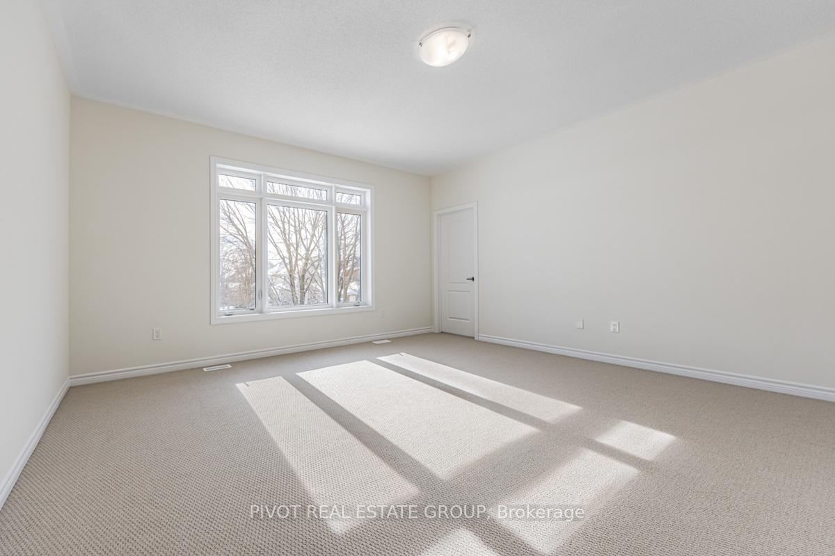 Photo 23 of 44 Waterfront Crescent, Whitby, Port Whitby — HOMEH