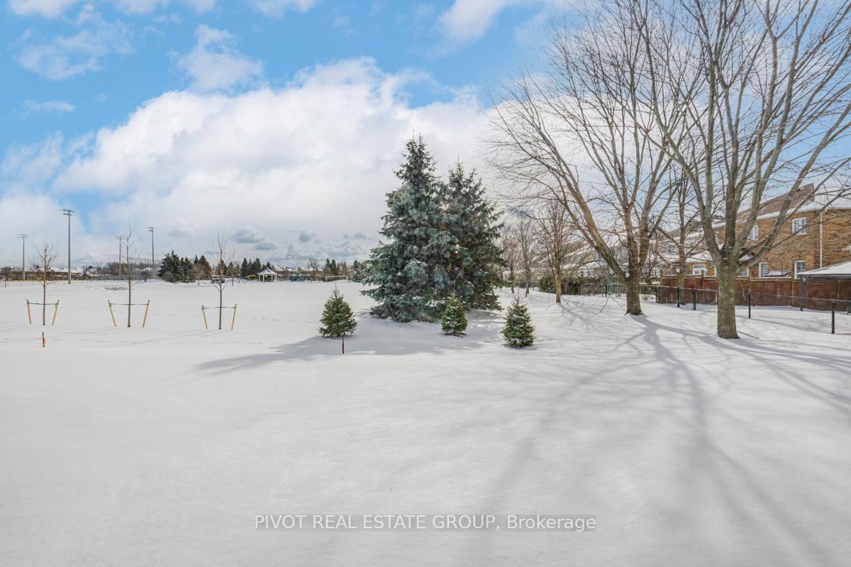 Photo 27 of 44 Waterfront Crescent, Whitby, Port Whitby — HOMEH