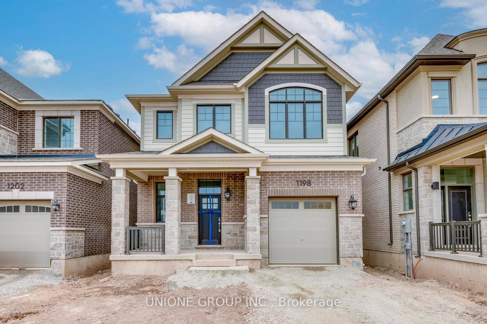 Front of 1198 Pelican Passage