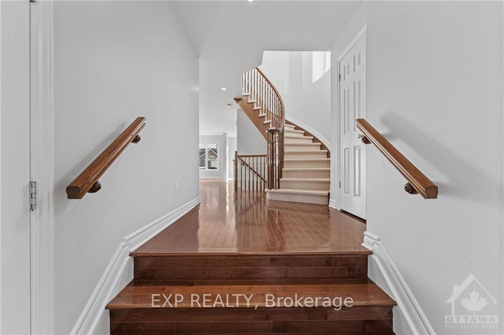 Photo 5 of 313 Ravenswood Way, Ottawa, Avalon East — HOMEH