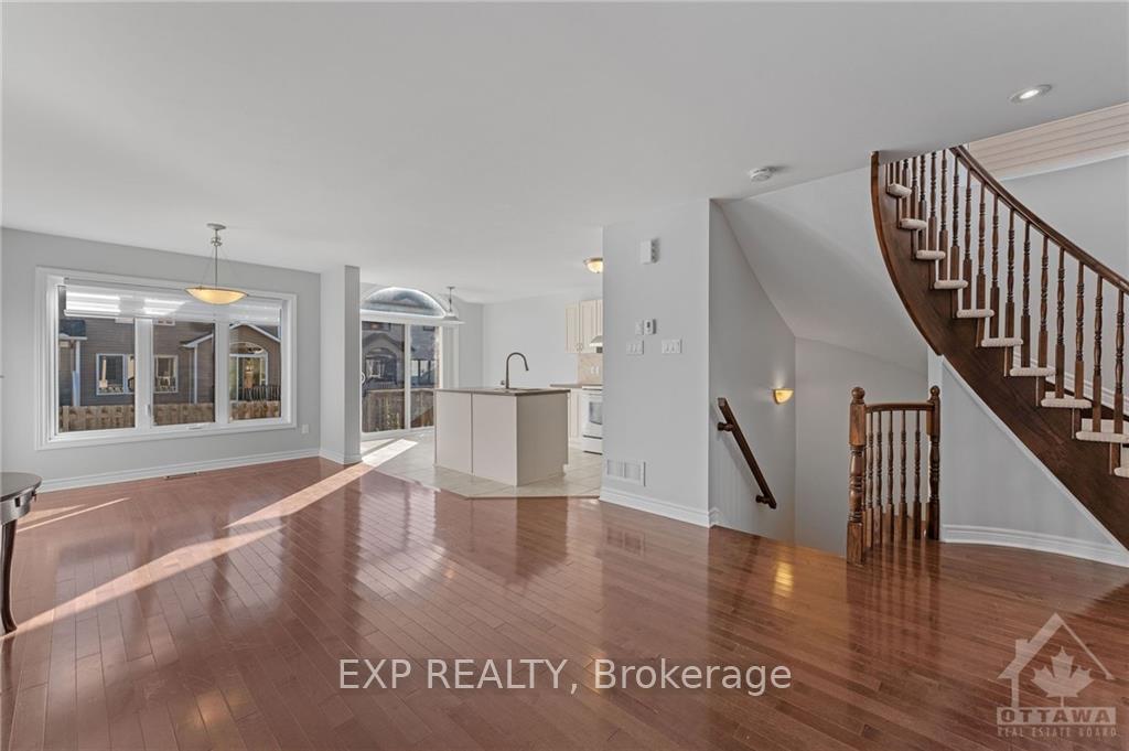 Photo 8 of 313 Ravenswood Way, Ottawa, Avalon East — HOMEH